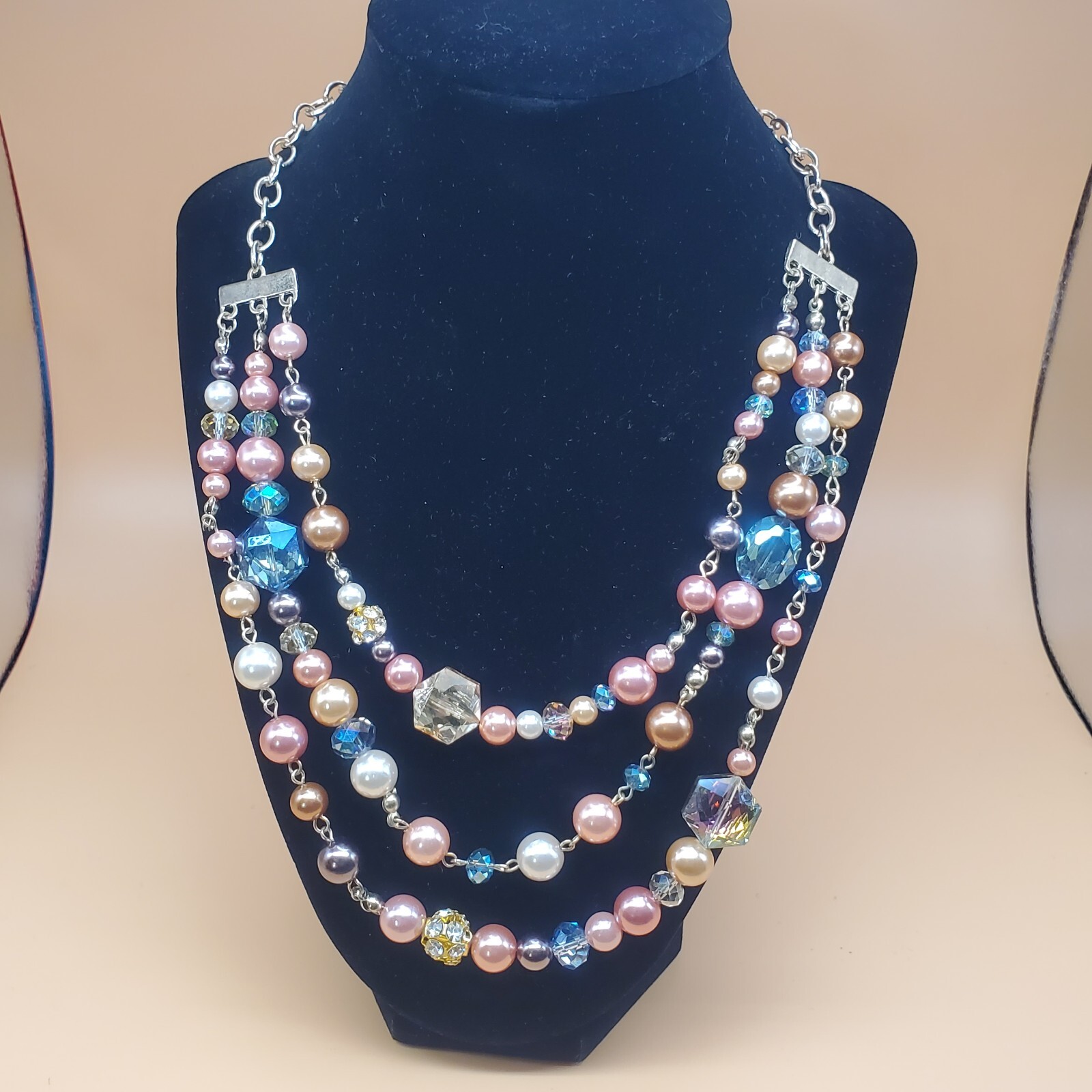 Pearl / Faux Pearl & Briolette Glass Necklace Triple Strand Multicolor Gold Tone