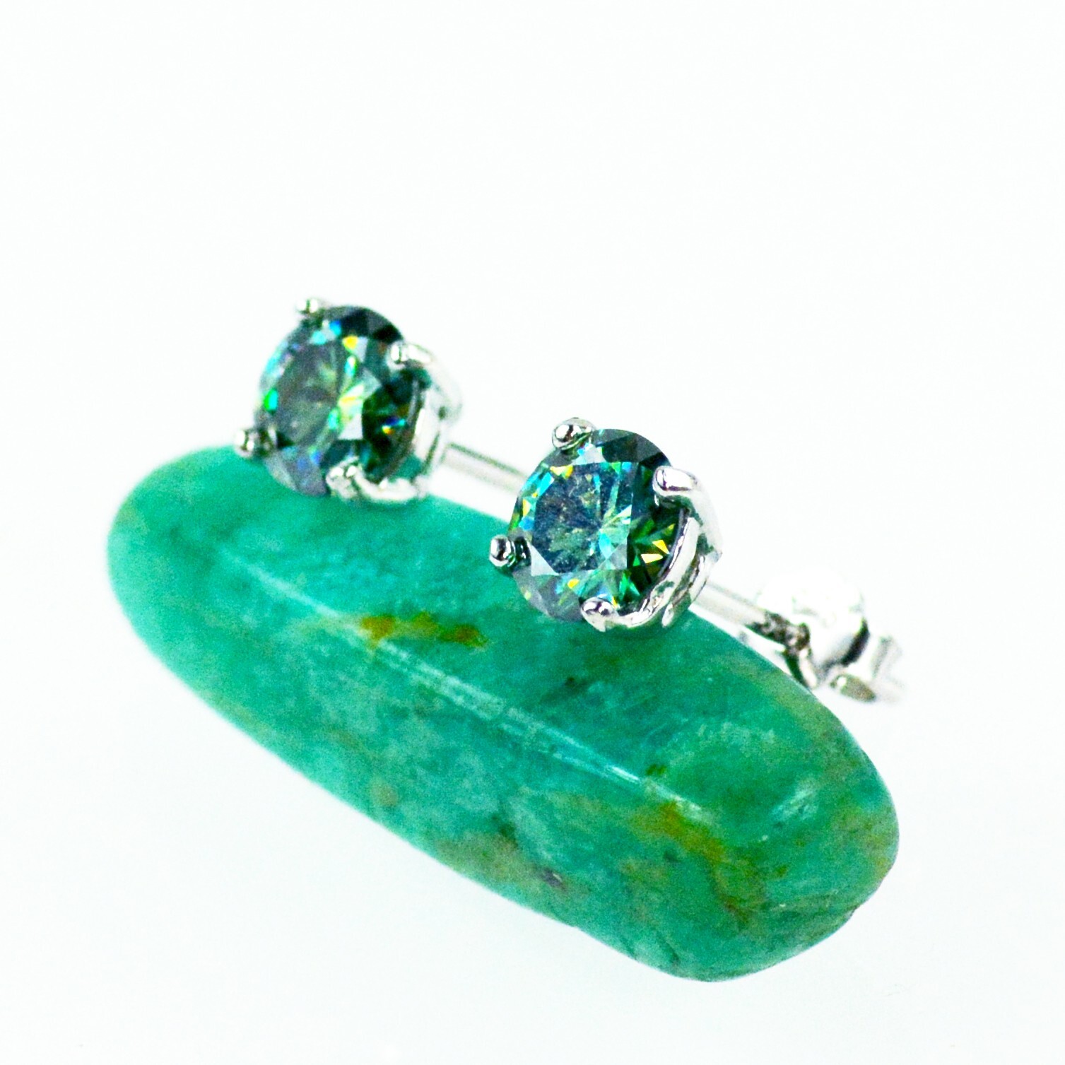 1Carat 5MM Green Moissanite 925 Sterling Silver Earrings Studs