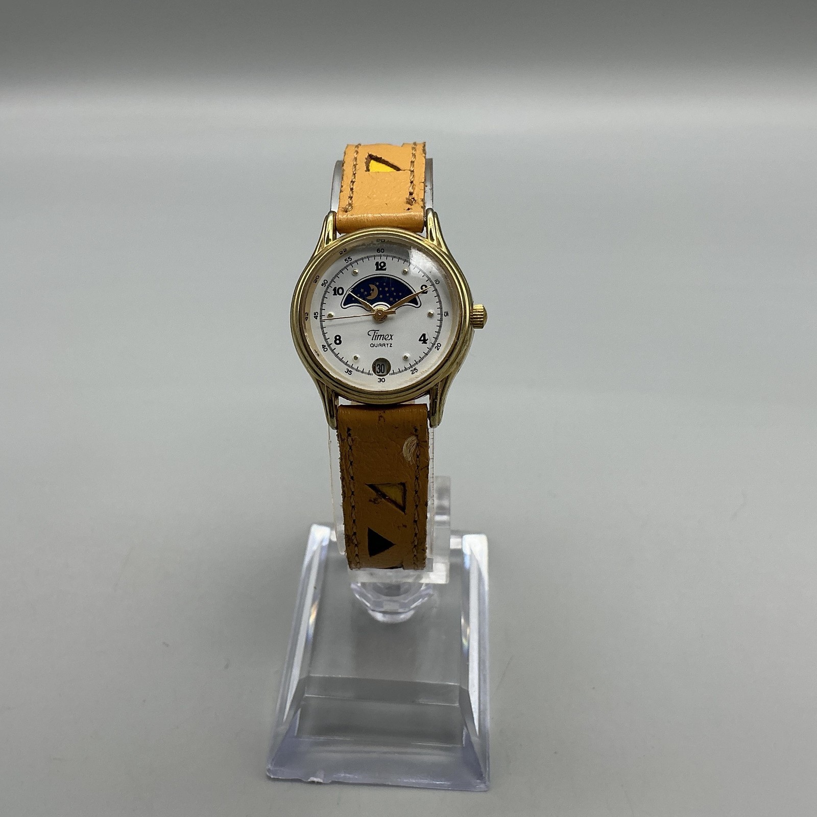 Vtg Timex Womens Watch 24mm Gold Tone Moon Phase Leather Date New Battery