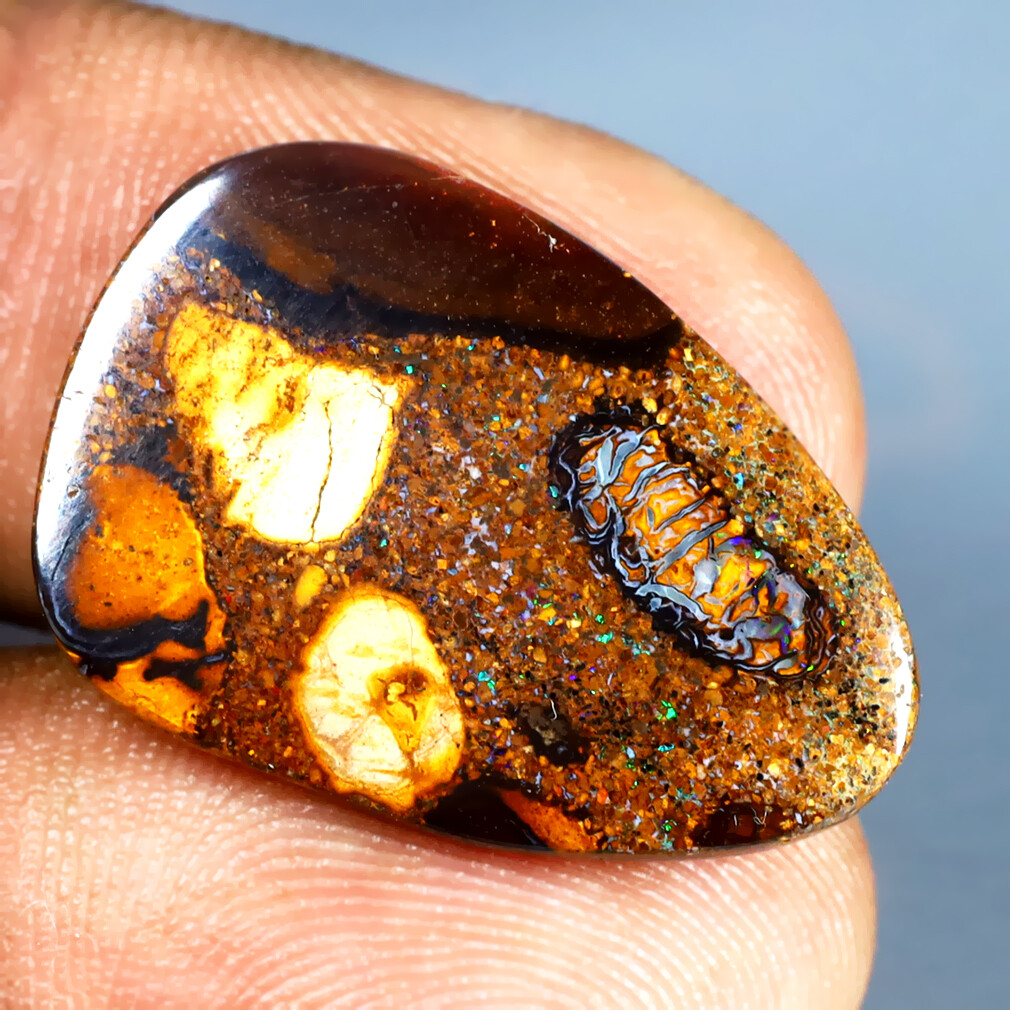 8.86 ct Pear Cabochon (24 x 16 mm) Multi Color Australian Koroit Boulder Opal