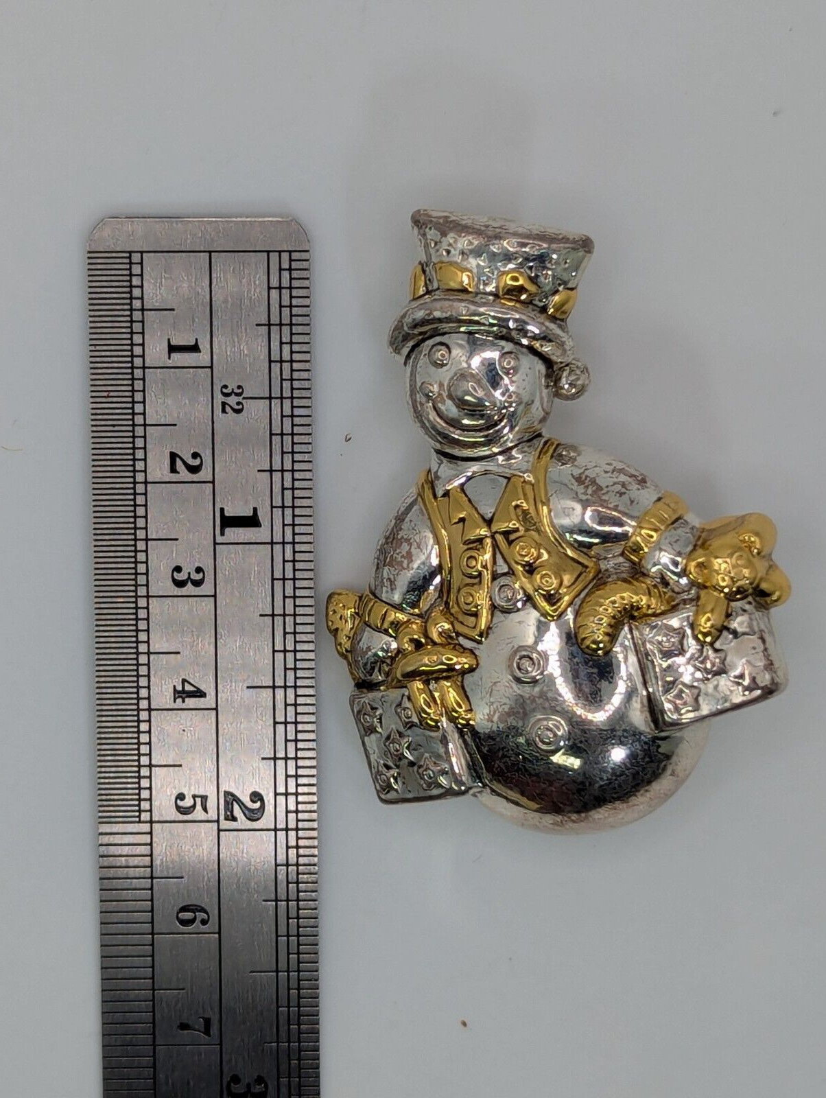 BEST brand snowman pendant silvertone goldtone 2 in pin missing SEE DESCRIPTION*