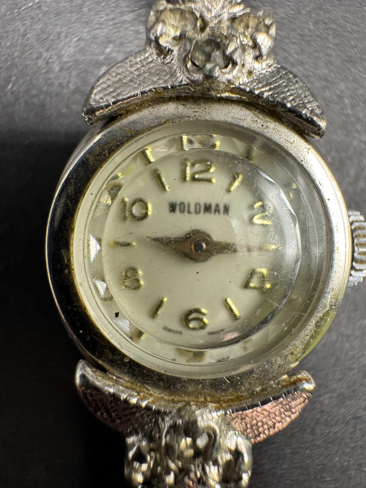 Vtg Woldman Classic Women’s Wristwatch Rhinestone Silver Tone Swiss Made 16.6mm