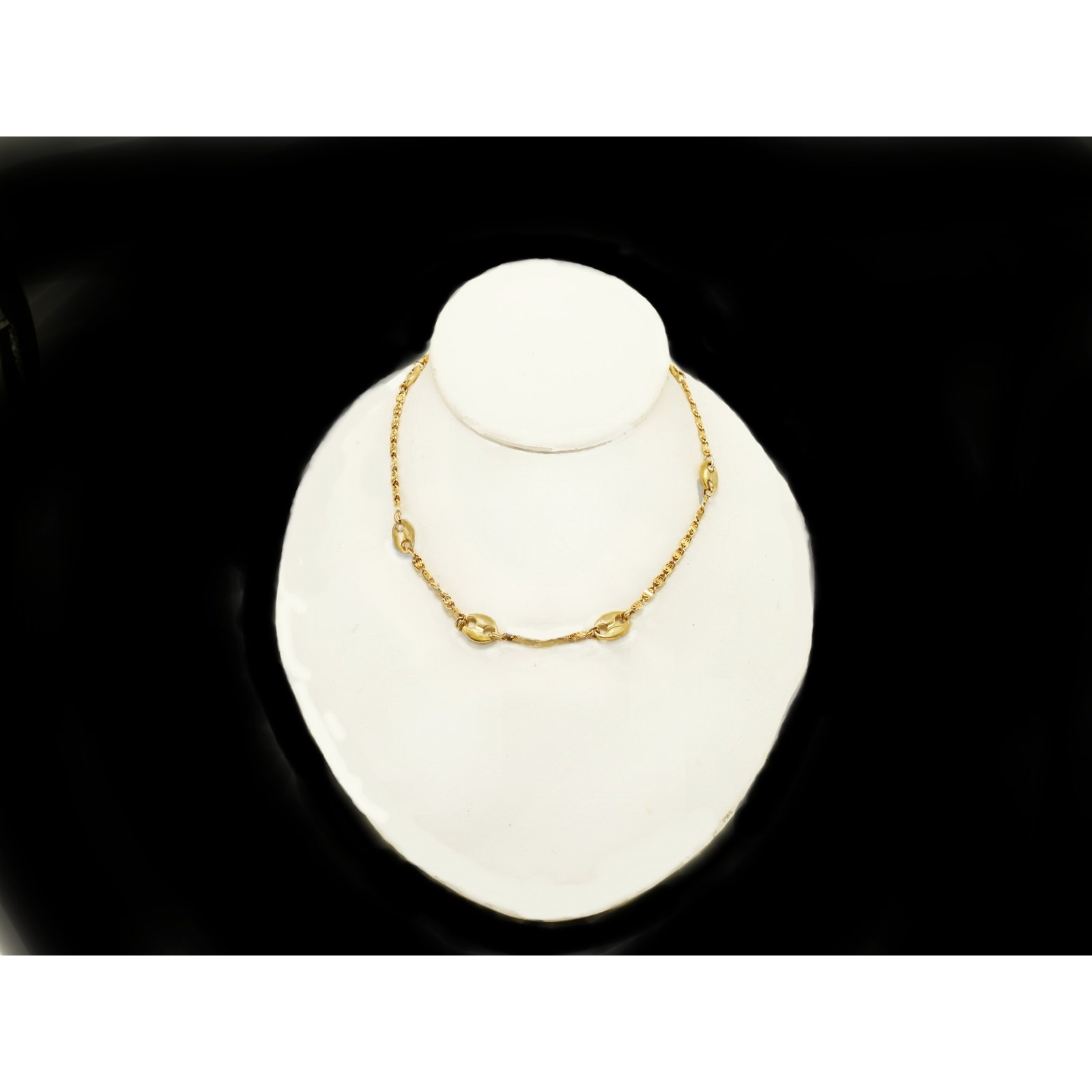 Fine Quality Craftsmanship 15 inch choker necklace Authentic 18K Gold Plated