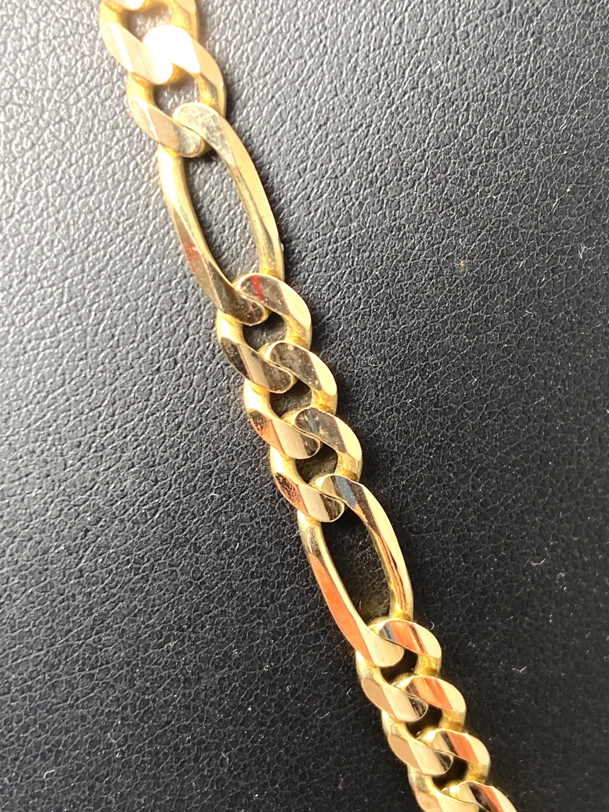 Gold Figaro Chain Solid 10K | 20 inch | 5.60mm | 22.20 Grams
