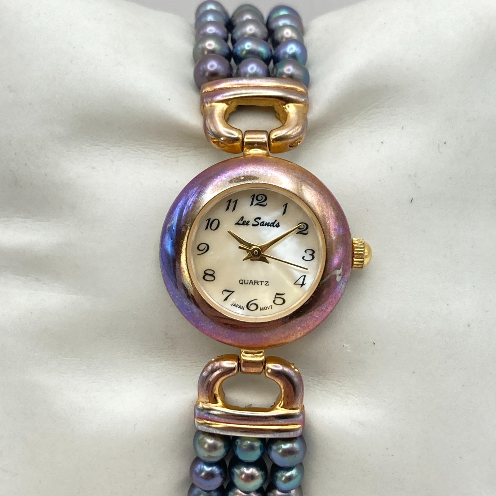 Lee Sands Women’s Watch 22mm Gold Tone MOP Iridescent Beads New Battery 7″
