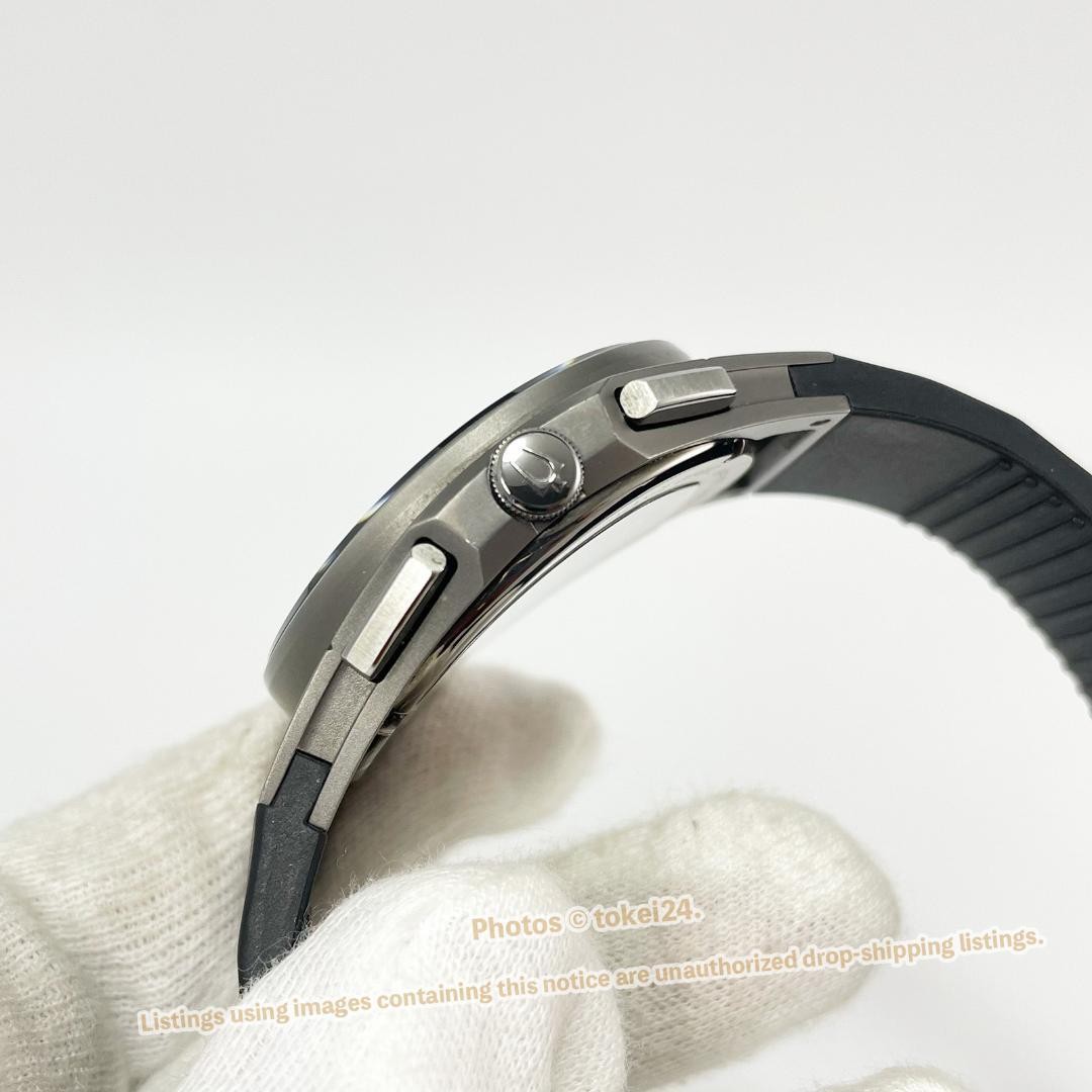BULOVA Curv Chronograph 98A162 Black Dial Titanium Quartz with Box
