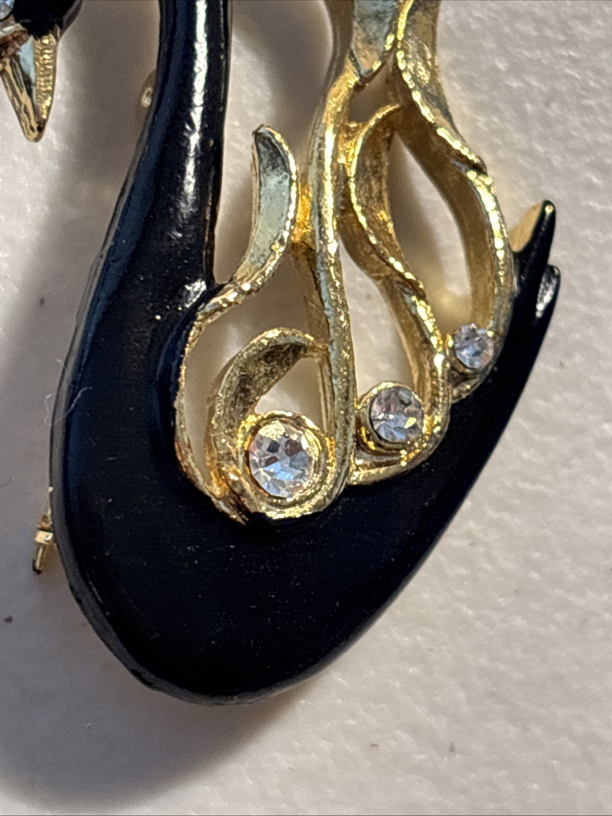 Gerry’s Black & Gold Swan Rhinestone Enamel Pendent Gerry’s 1.5″ Vintage