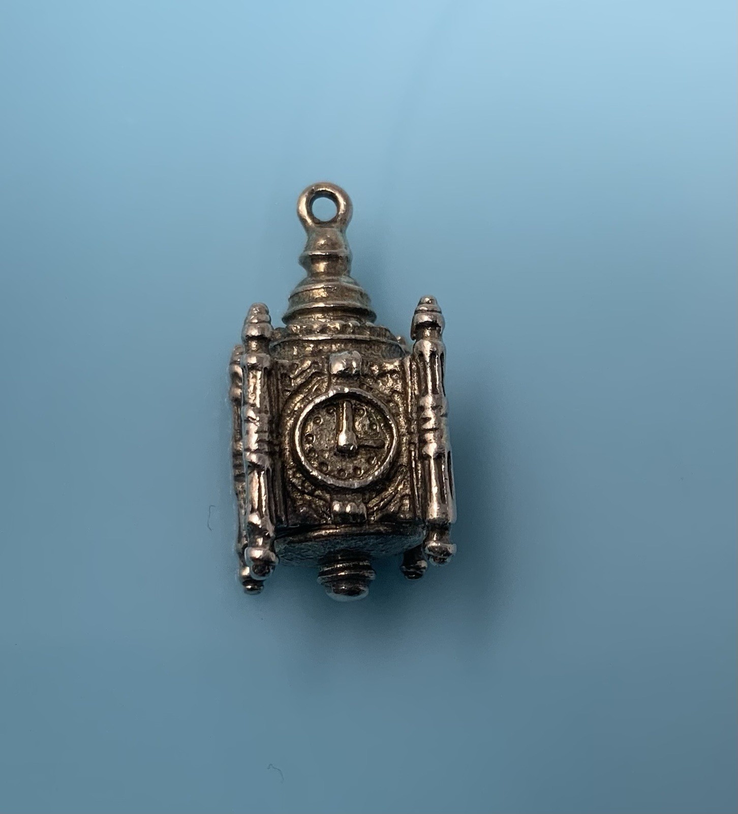 Vintage Marshall Fields Sterling Silver Building Clock Charm Chicago 7.3g