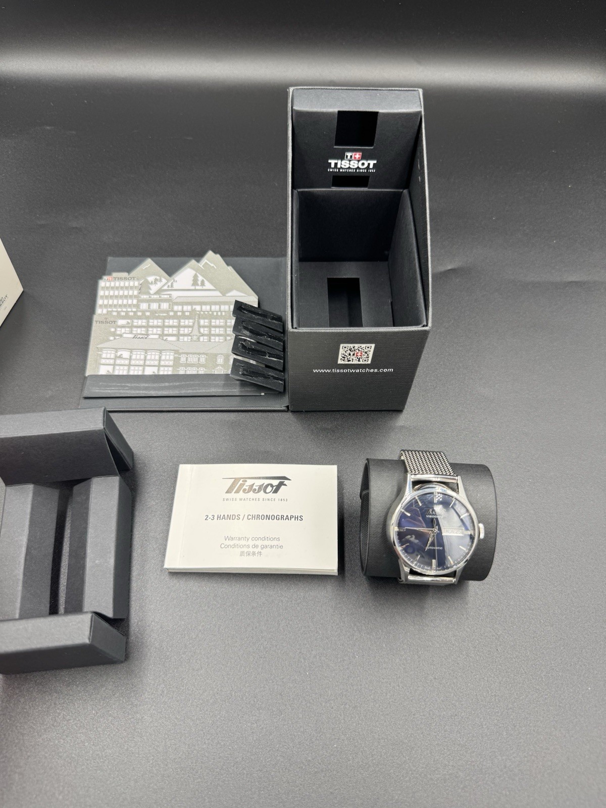 TISSOT HERITAGE VISODATE AUTOMATIC Blue Dial Swiss Made T019.430.11.041.00 W BOX