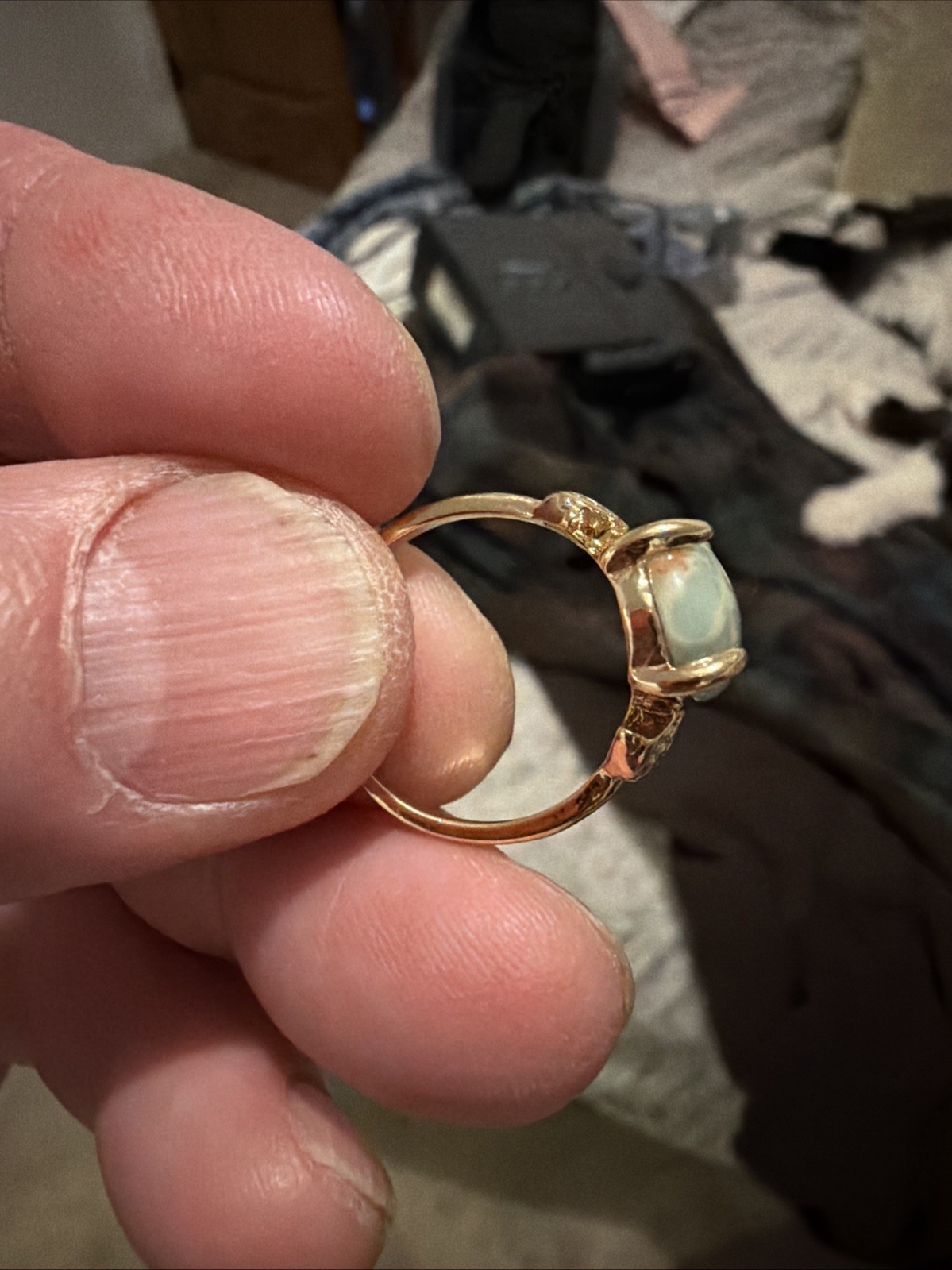 Woman’s Estate Sale Ring Priced To Sell Fast Don’t Miss Out/ size 8 /3.2grams