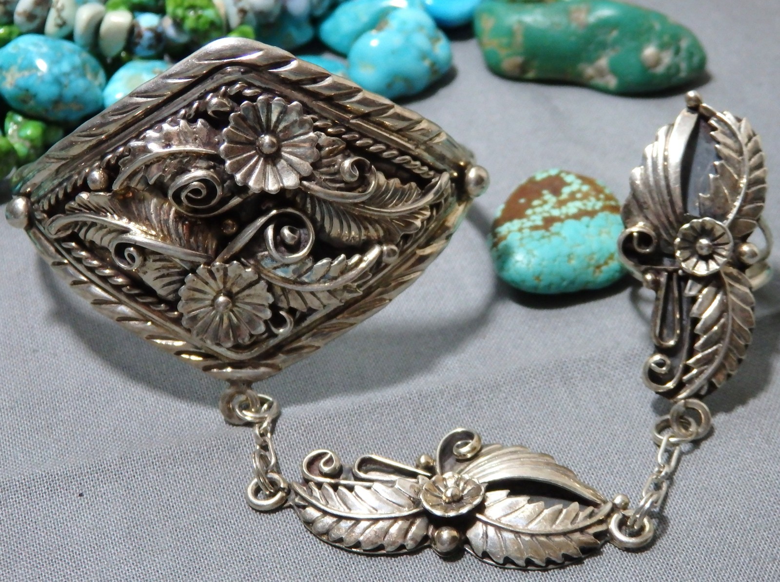 NAVAJO Jackson Sterling Silver SQUASH BLOSSOM Style 50g SLAVE BRACELET Ring sz9