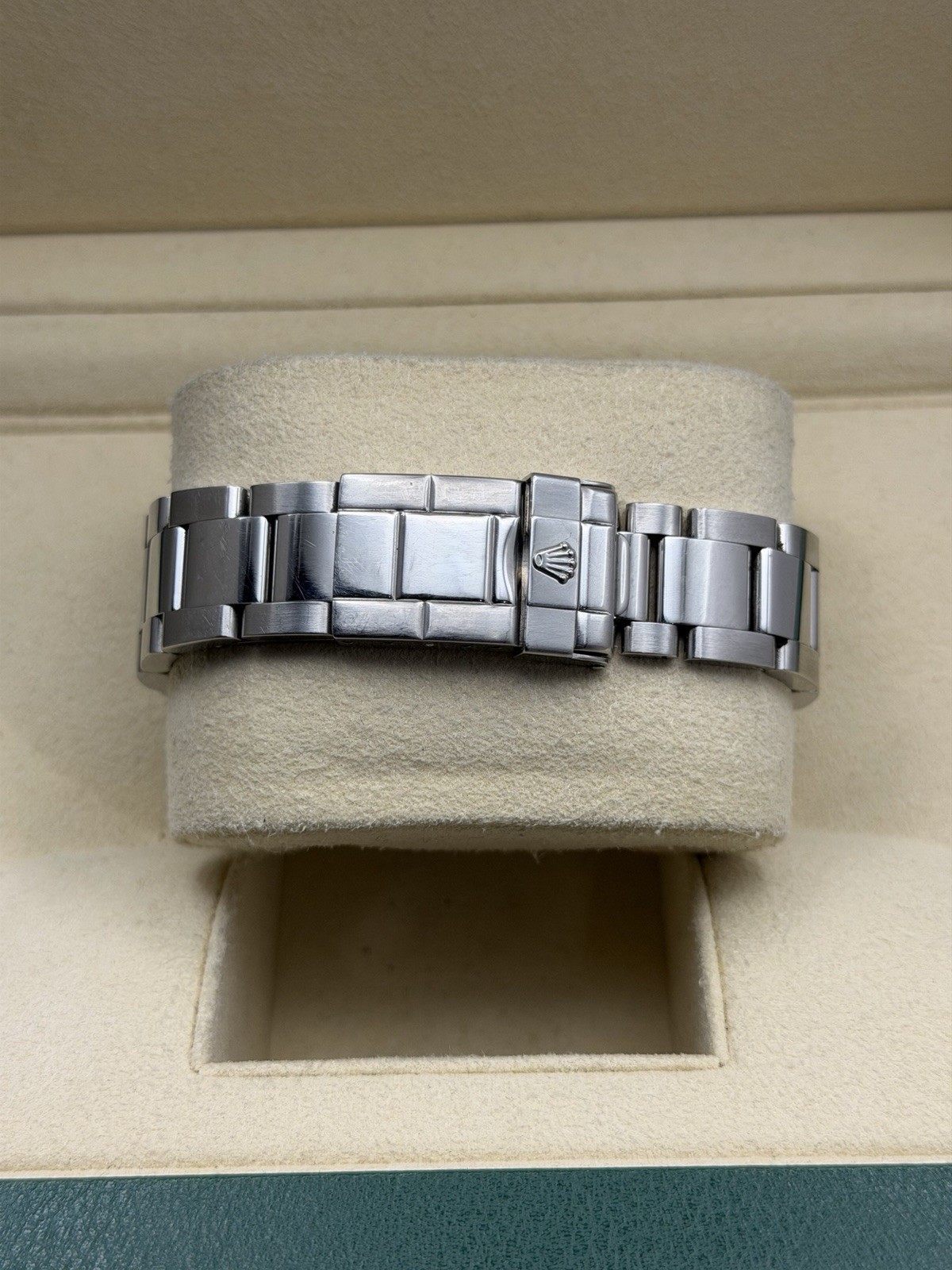 Rolex Yacht-Master 16622 Rhodium Dial Platinum Steel 40mm Men’s Watch