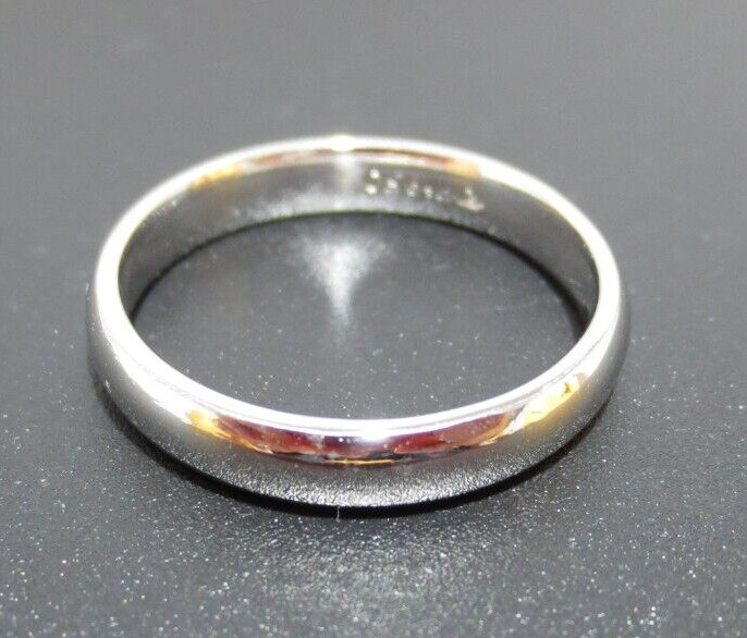 .950 PLATINUM BAND RING SZ 9.25 3.91 MM WIDE 7.84 grams (G12945)