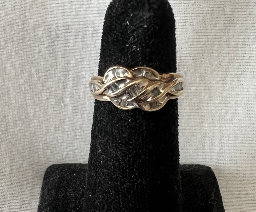 10k Gold With Baguette Diamonds Ring Size 7, 3.2 Grams, Pre-Owned