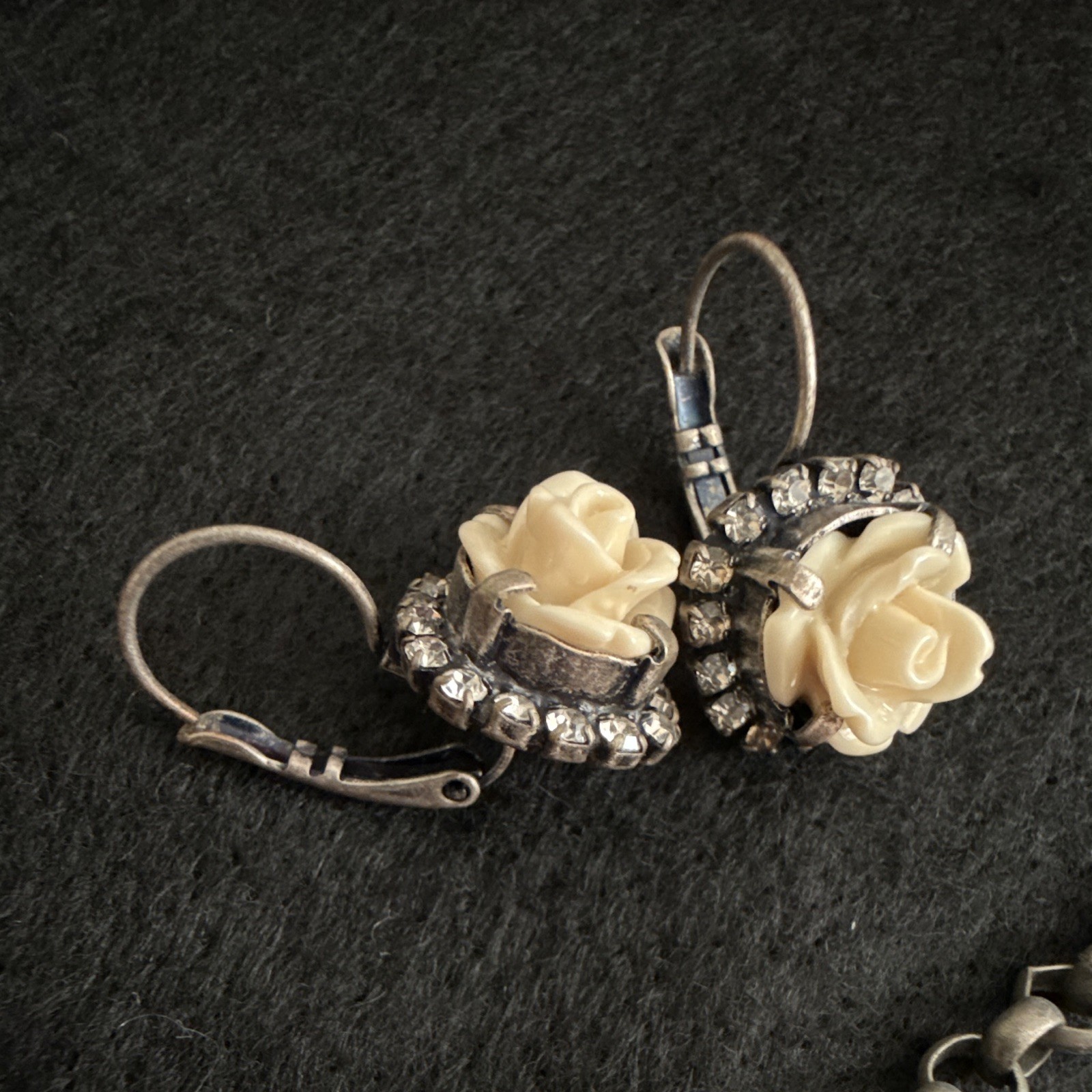 Sabika 2pc Set Necklace Earrings carved, cream-colored rose and center crystal