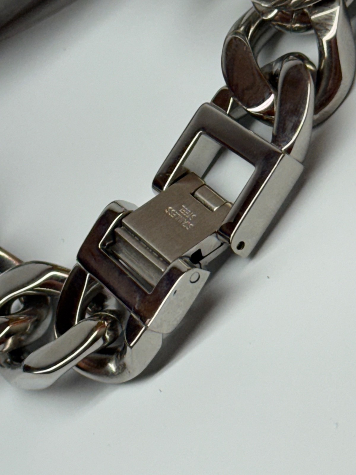 Women’s Calvin Klein Swiss Made Watch K5D 2M1 Stainless Steel Silver Tone Chain