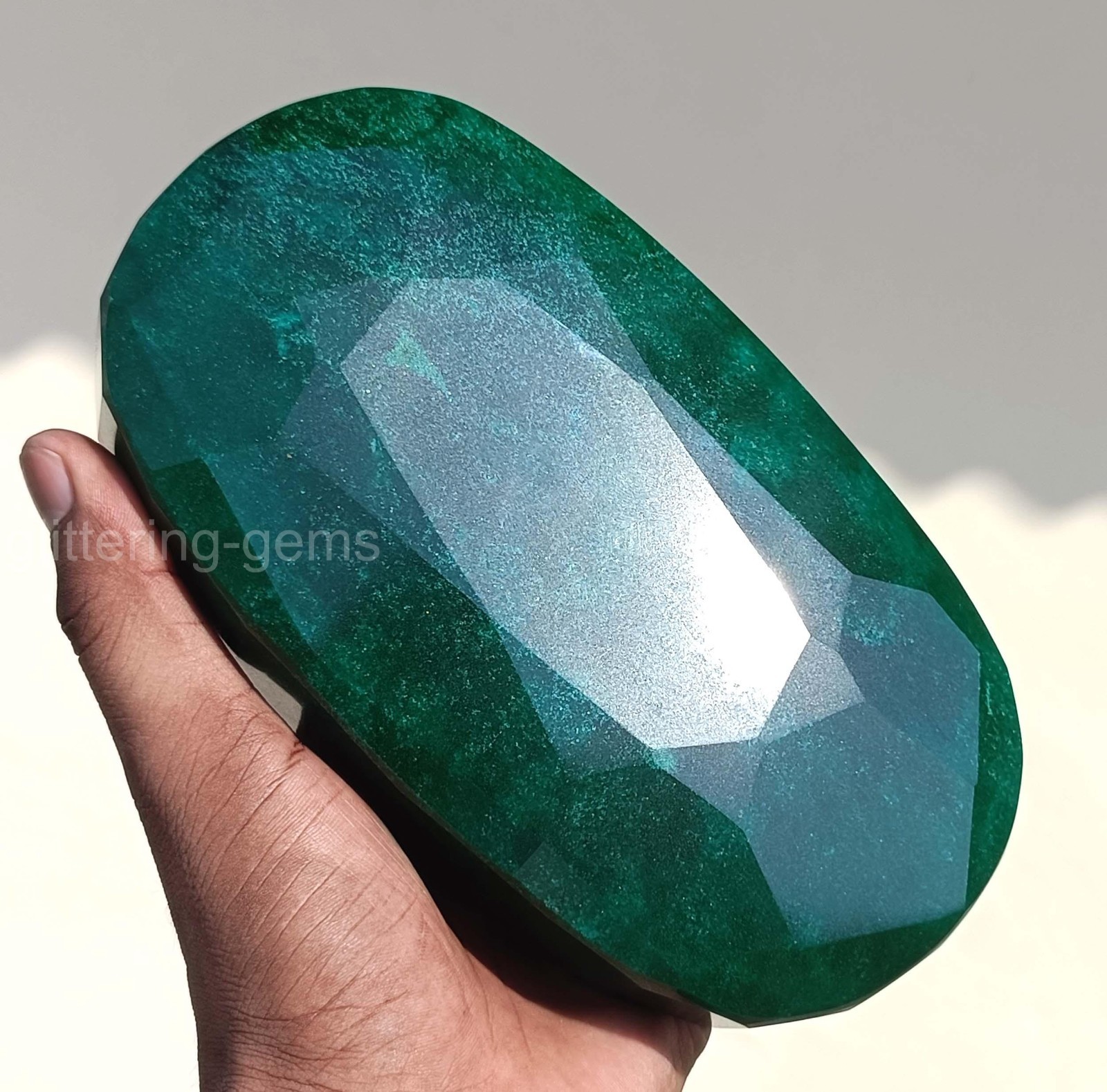 Massive 10,000 Ct Natural Emerald 2 kg Oval IGL Certified Gemstone 180×105 MM “D