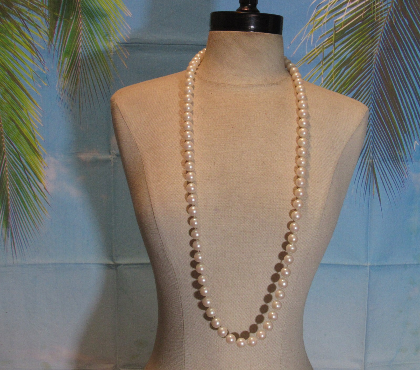 Necklace with a Strand of 10 mm White Faux Pearls 40″