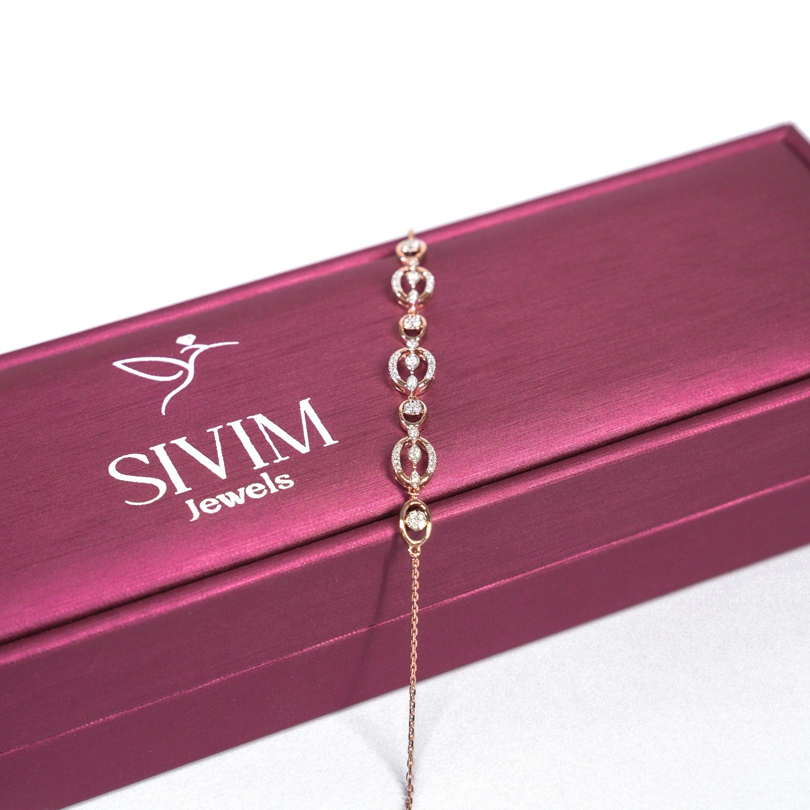 18 KARAT DIAMOND BRACELET | NATURAL DIAMOND | LIGHTWEIGHT | IGI CERTIFIED