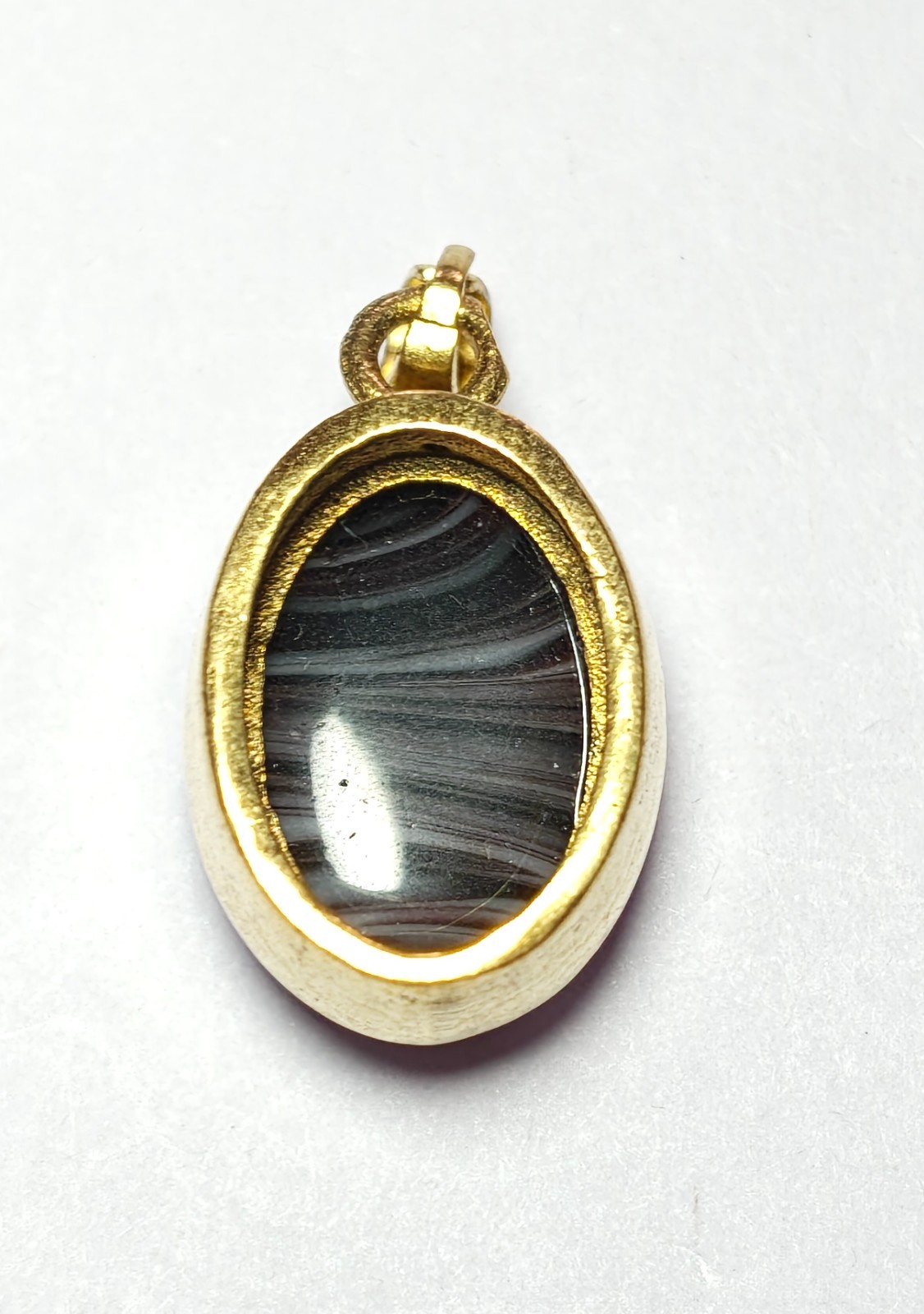 Sulemani Hakik Oval Cabochon Bezel Swirling Purple-Black Pendant for Men & Women