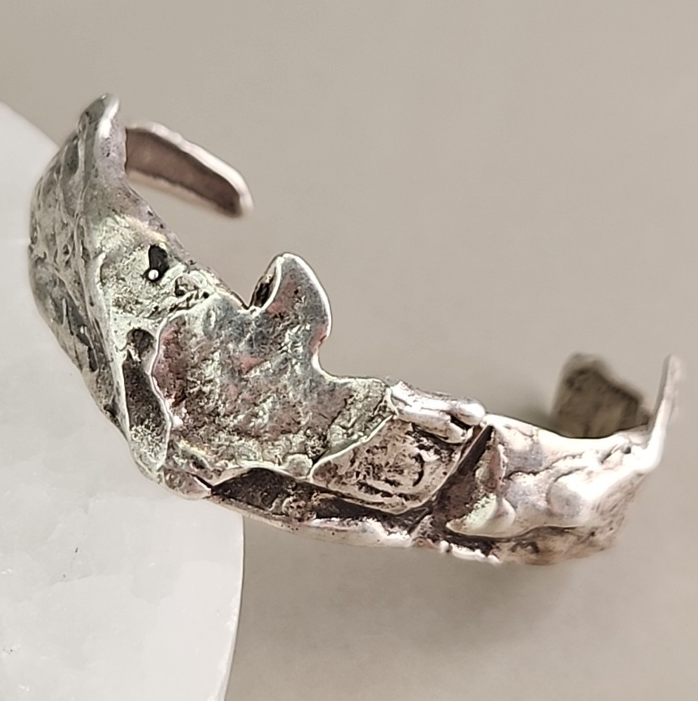 Modernist Cuff Bracelet Sterling Silver Chunky Brutalist 32.73gr 6.25″