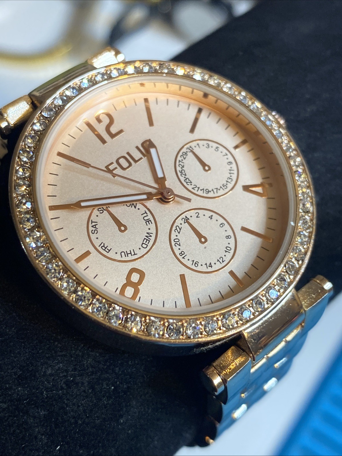 Folio FMD Japan Ladies Crystals New Battery