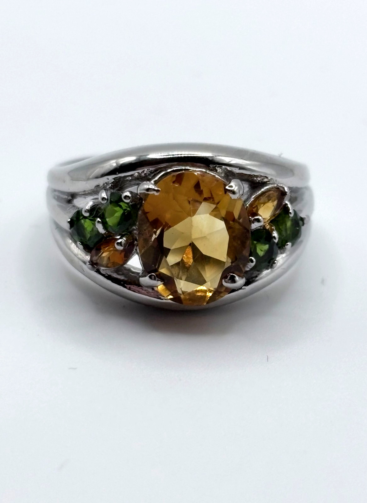 NWT CITRINE, EMERALD RING SIZE 9 IN 925 STERLING SILVER