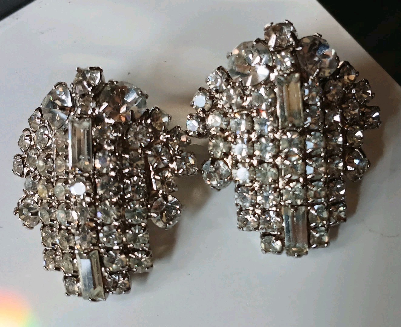 VTG Unsigned Designer Earrings ClipOn Clear Rhinestones Prong Set Art Deco Style