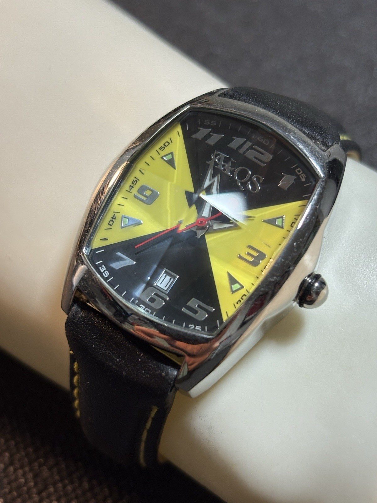 AQS AquaSwiss Men Watch Faceted Crystal,Date,L-9500L,Leather Band,New Bat