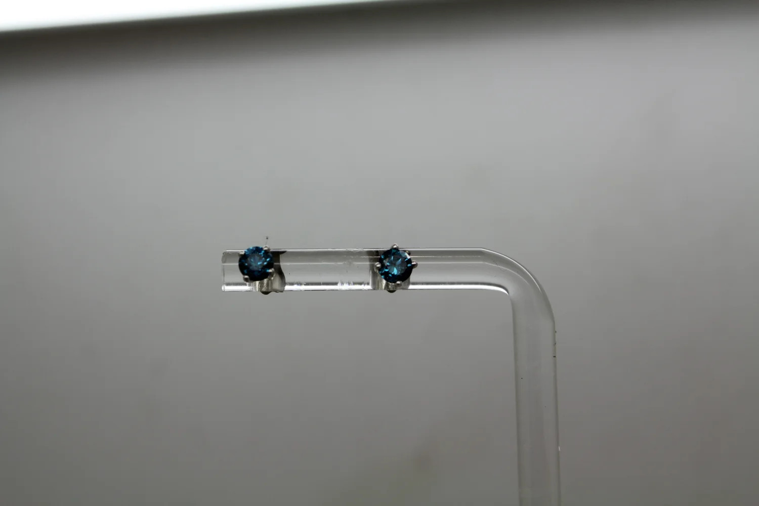 1Ok W.G. .33ctw BLUE DIAMOND STUD earrings, STUNNING