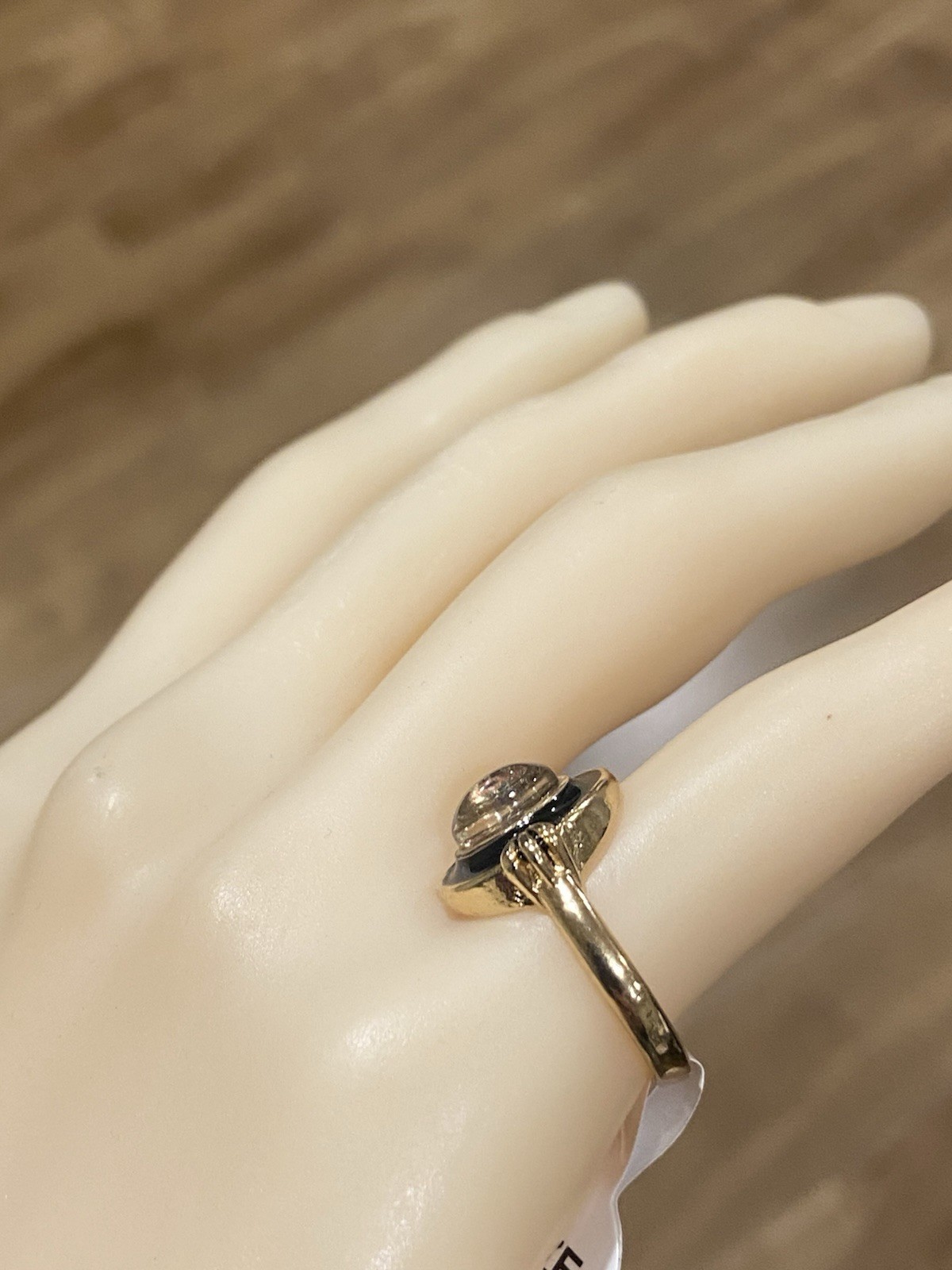 Elegant Gold-Plated Copper Mood Ring | Black Enamel & Oval Glass Stone Size 8.5