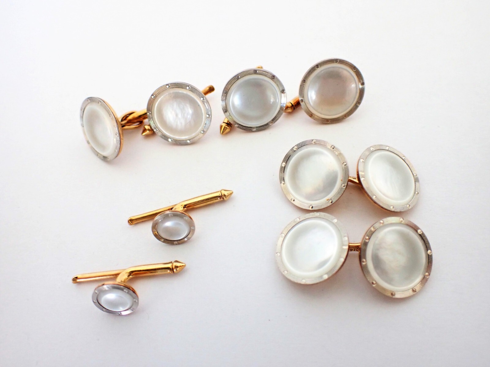 Art Deco Larter & Sons 14K Yellow & White Gold Mother Of Pearl Cufflinks Set Box