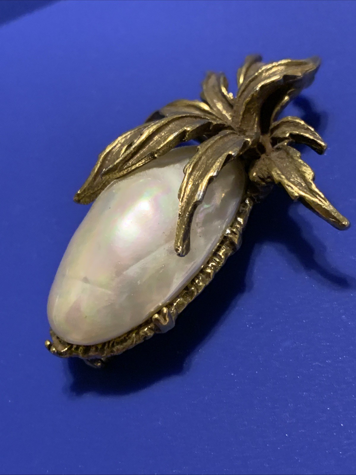 Vintage Faux Pearl Pineapple Brooch Fantastic Luster Gold Tone All Occasion