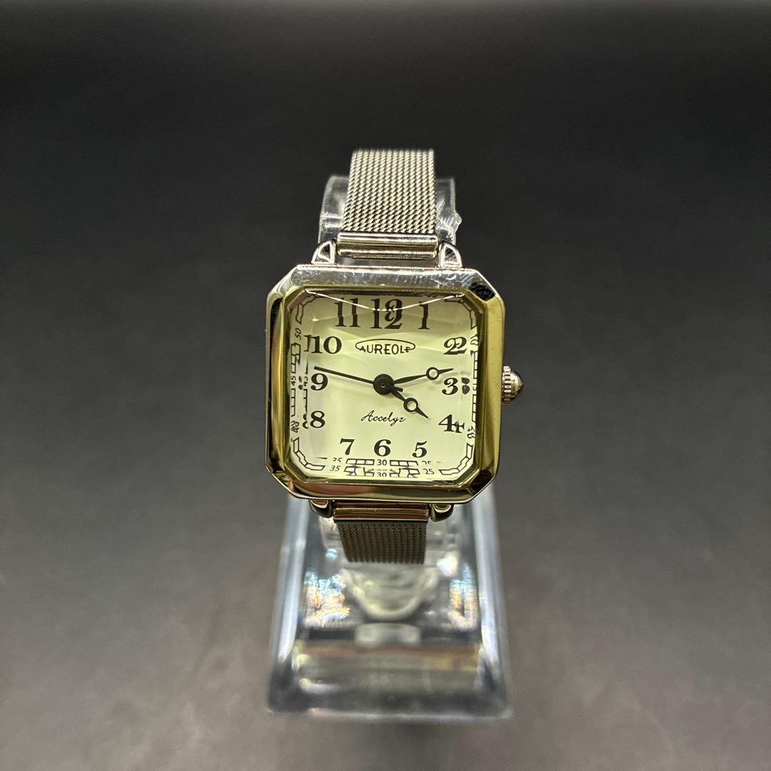 Aureole Quartz Black Dial Wristwatch