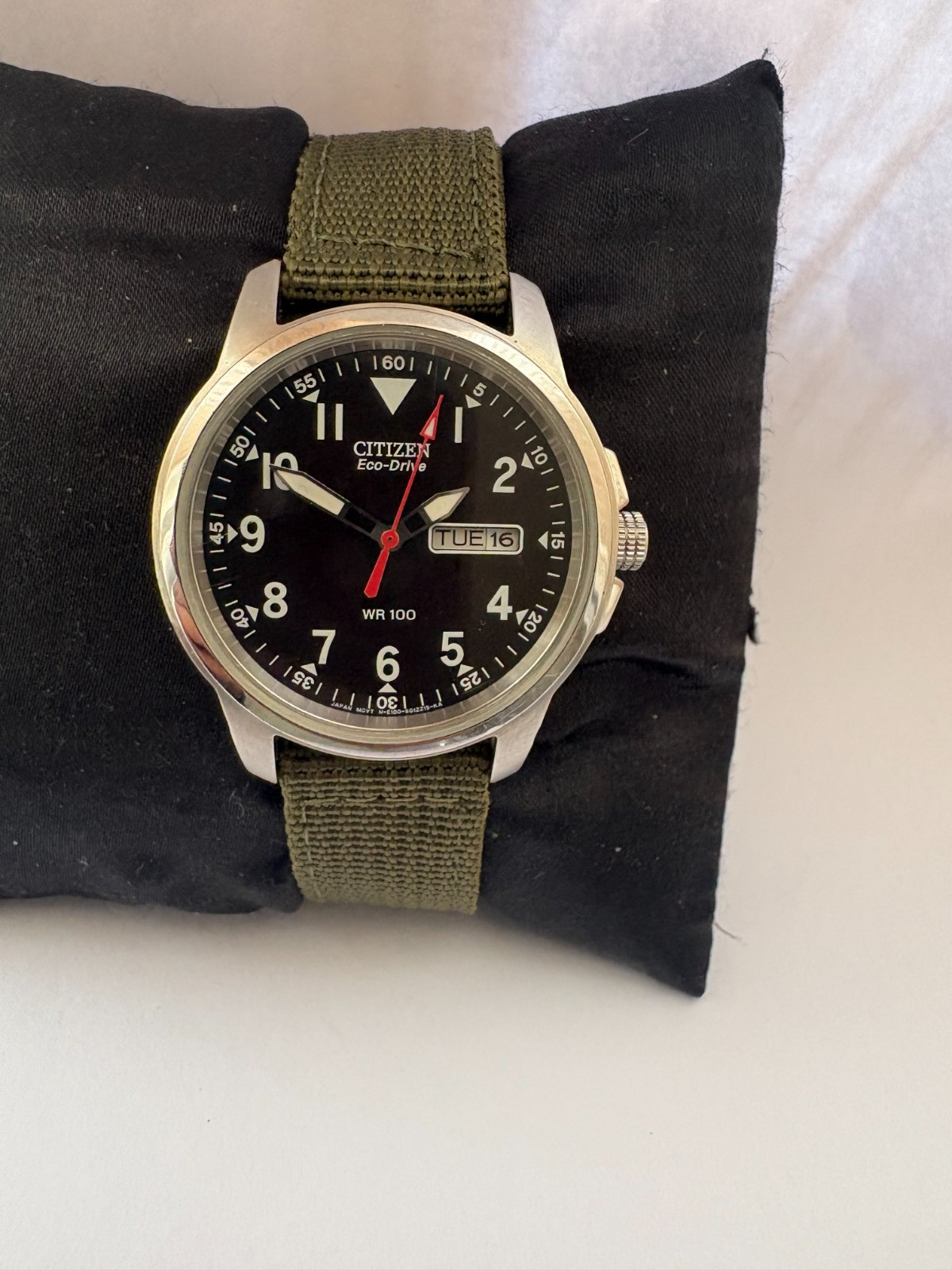 Citizen Mens Eco Drive 100 MT WR Day&Date Canvass Strap E101-S006597