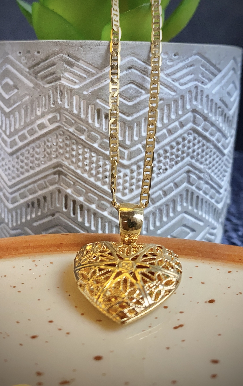 14K Gold Filled Heart Necklace Elegant Charm Mariner Chain for Womens Girls