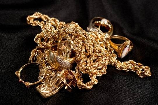 1 Pound “GOLDTONE” Jewelry – Bulk Craft Scrap – #2TG