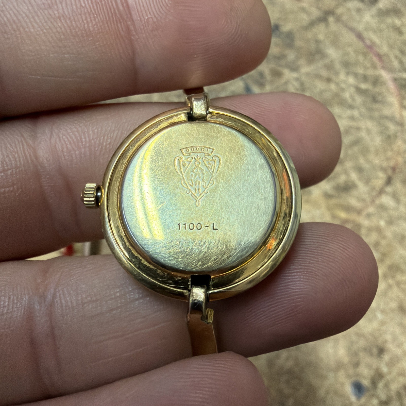 Vintage Gucci 1100-L Women’s Bangle Watch w/Original Box & 12 Bezels *RARE*