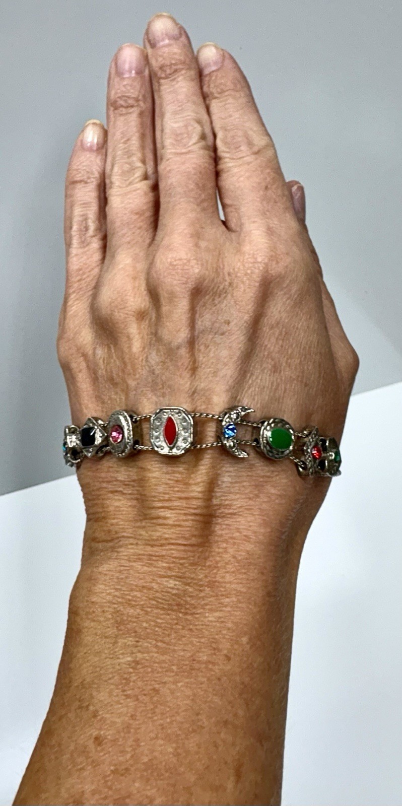 VTG Victorian Revival Slider Charm Bracelet Silvertone Rhinestones Enamel 7 1/4″