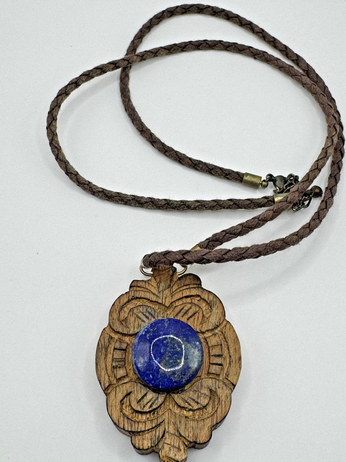 HANDMADE CARVED WOOD PENDANT NECKLACE BLUE STONE CABOCHON BOHO ETHNIC ROPE