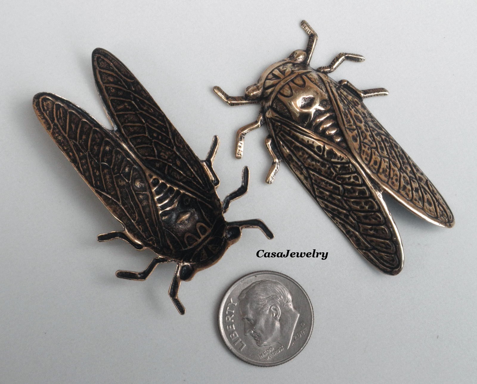 #5013/ER LARGE ANTIQUED GOLD CICADA EARRINGS – 1 Pr