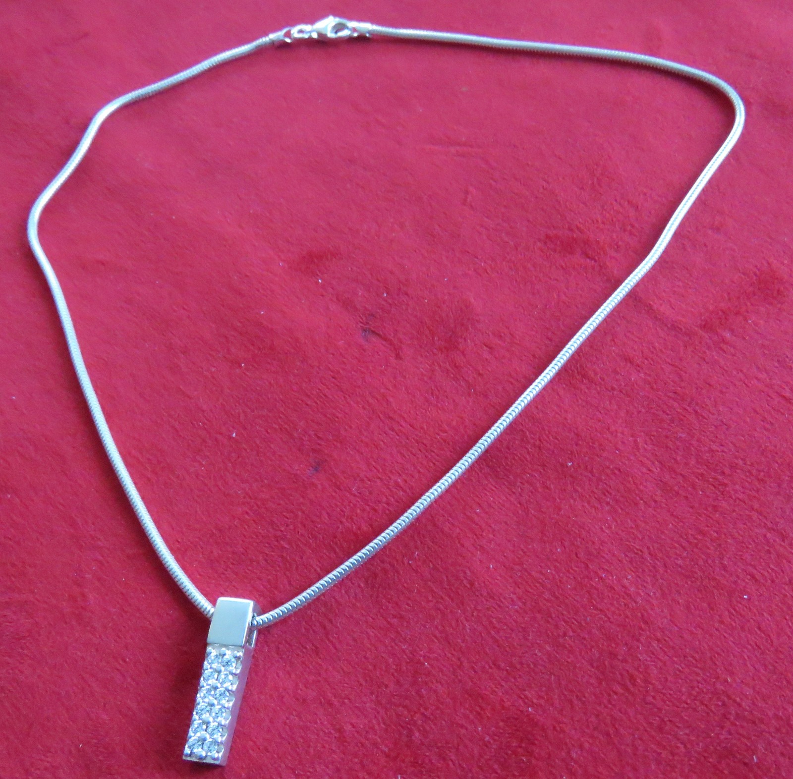 Italian 925 Sterling Silver Necklace – Pendant with Rhinestones – 10 Grams –