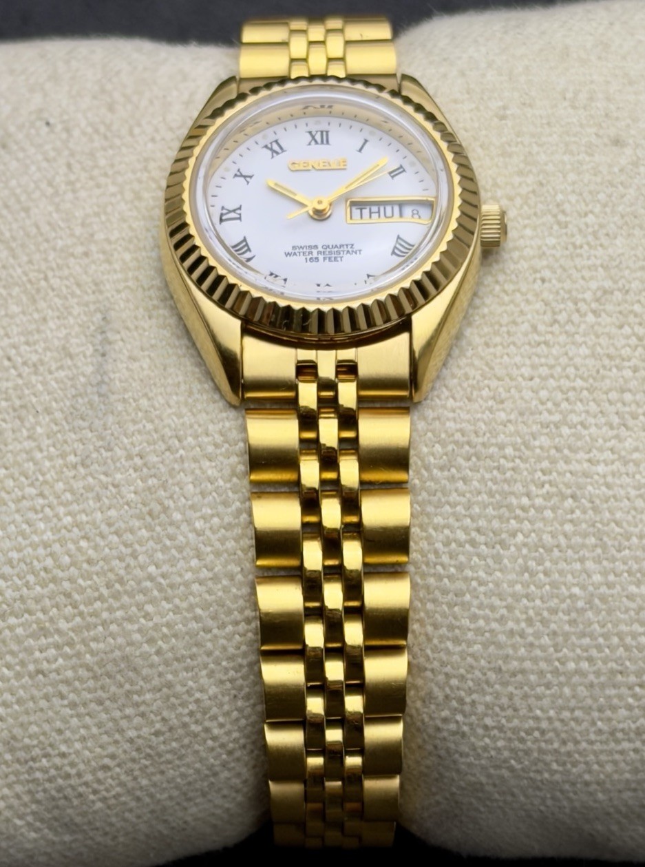 Vtg New 1994 GENEVE President Women’s 26mm Quartz Watch Day Date Gold White Dial