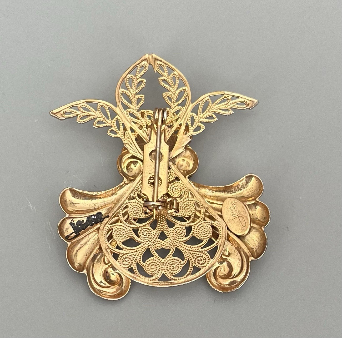 Vintage Signed JANE Angel Brooch Gold Tone-Clear Rhinestone 2” Open Cut Detail