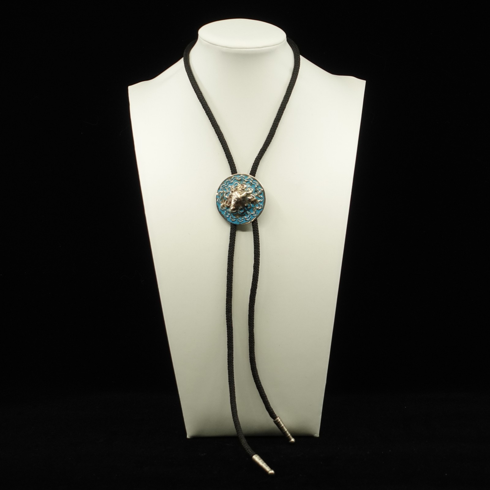Bolo Tie | 70s Pewter and Turquoise Enamel Detailed Lion Head on Round Medallion