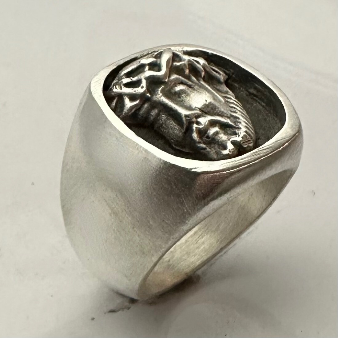 MJG STERLING SILVER . 3-D JESUS RING. 35 GR. SZ 10.