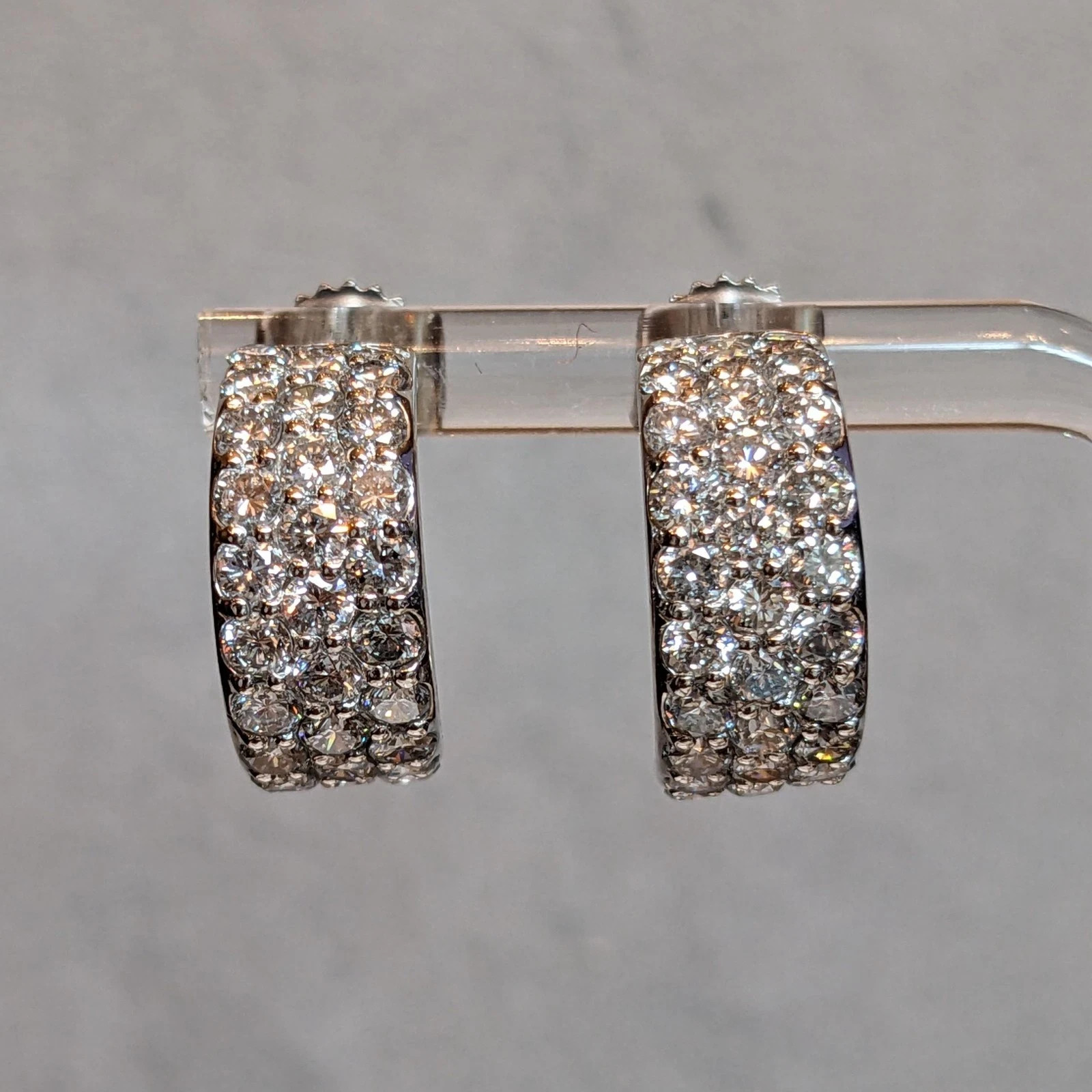 4 CT Round F-VS1 Lab Grown Diamond Women Engagement Stud Earrings 14K White Gold