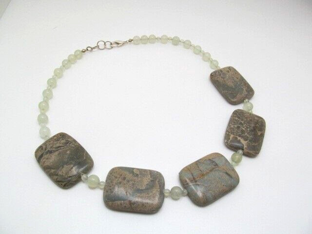 Heavy Green Bamboo Leaf Jasper Stone Bold Stone Bead Beaded Necklace 20.5 In