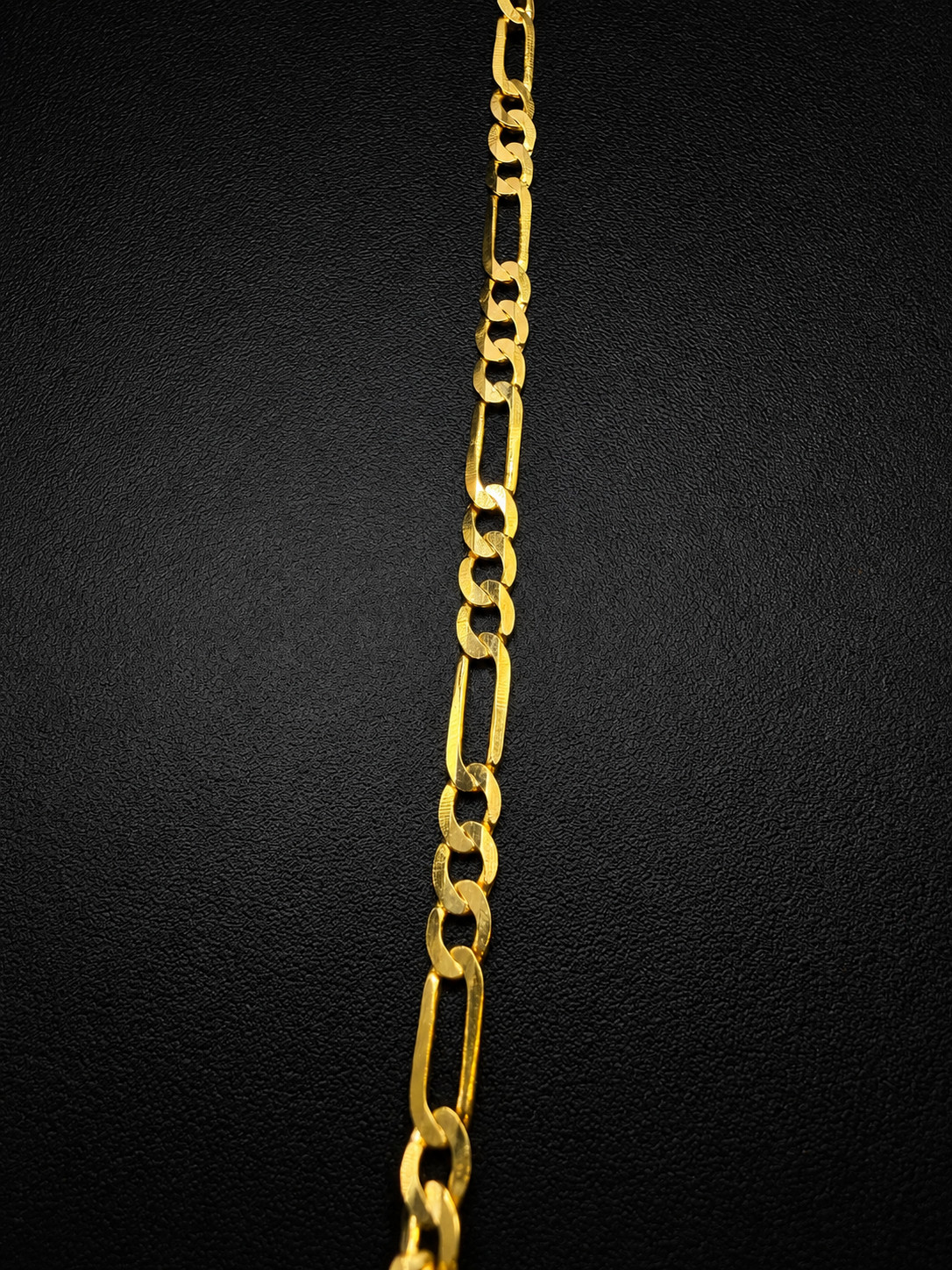 14K Solid Gold Diamond Cut Figaro Chain 2mm Necklace 18″ – 24″ Italian Gold