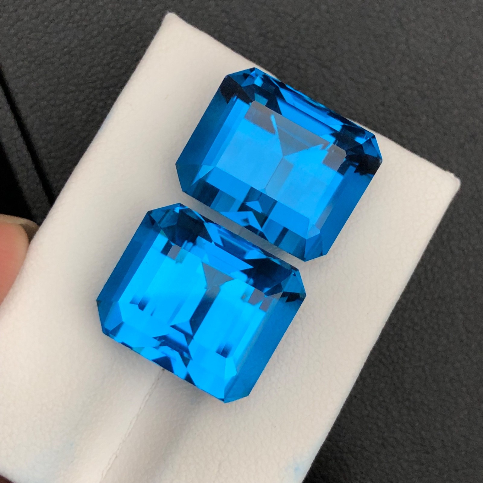 CT 43 Natural swiss blue londan topaz faceted cut Emrald octagan shape